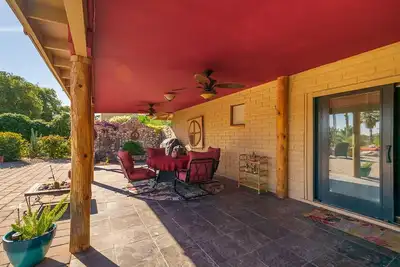 Image de Ranch Home avec Suite Invité Situé sur 2 hectares de verger