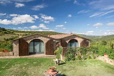 Image de Agriturismo organique paisible au milieu de la région du Chianti Classico