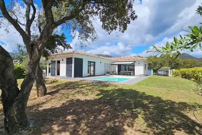 Image de Superbe Villa climatisée Piscine Chauffee -Proche Plage Pinarello - 8à10 P- 3sdb