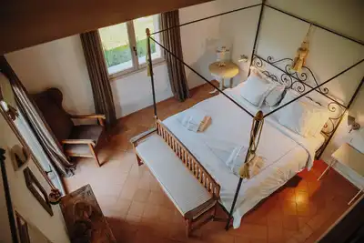 Image de Relais De Charme \"Le Videlle\" - à part. Améthyste et rubis