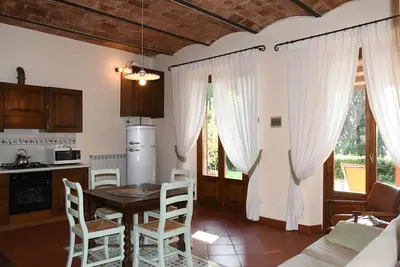 Image de Charmant chalet de 2 chambres avec 1 salle de bain
