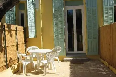 Image de Appartements indépendants bénéficiant d'un jardin privé