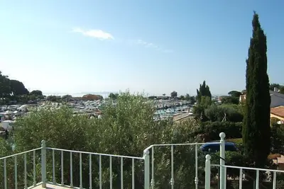 Image de Belle Villa T4 Vue Mer \/port 6\/8 couchages idéale entre amis\/famille Belles pres