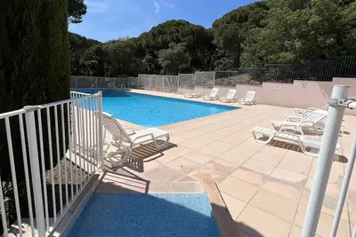 Image de Dans une magnifique résidence avec piscine, appartement 60m2 avec terrasse