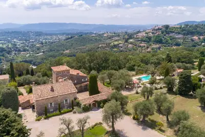 Image de Unique Hill Top Villa - 6 chambres \/ grande piscine - vues imprenables sur la Côte d'Azur