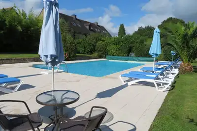 Image de 7 Gîtes, 100 hect, piscine chauffée, proche Pont Aven, Concarneau, plages à15km