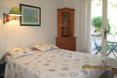 Image de Dans  villa, charmant studio 2 pers avec terasse à St Paul de Vence