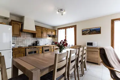 Image de Spacieux gîte de 4 chambres \"Menil\" avec jacuzzi-sauna à Trieves Vercors