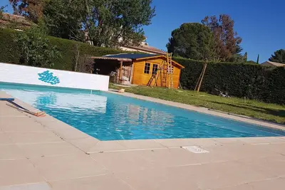 Villa avec piscine privée proche mer avec beau terrain