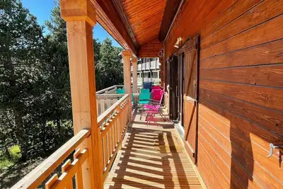 Image de Véritable chalet en bois 8 personnes au centre de Font Romeu