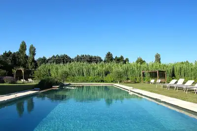 Image de Superbe authentique propriété relais 17e relais en Provence -