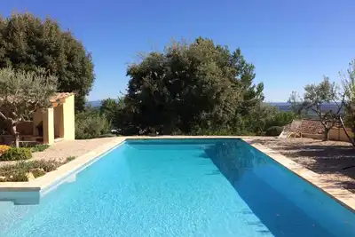 Image de Luberon Grande maison climatisée, au calme, tout confort avec piscine 10mx5m.