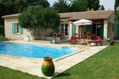 Image de Maison \/ villa Chusclan à louer - Gd Confort 8 personnes
