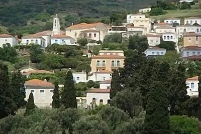 Apartments In Stenies, Andros, Cyclades, Grèce avec vue panoramique
