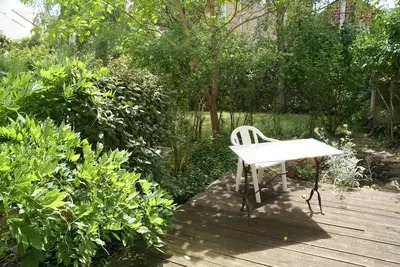 Image de Beau logement 2p avec jardin privatif, calme et verdoyant à 10 mn de Paris