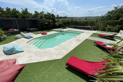 Image de Gîte et roulottes avec piscine en Drôme Séjours nature en famille ou entre amis