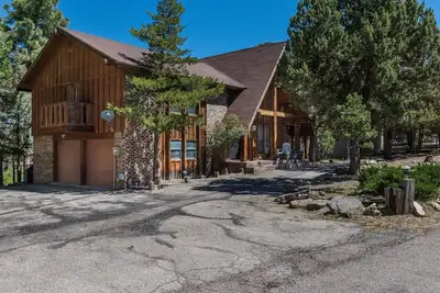 Image de Cowboys, Indiens et Hors-la-loi, 3 chambres à coucher, salle de jeux, pour 8 personnes