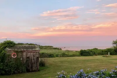Image de Maison de front de mer sur une plage privée