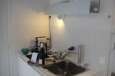 Image de Quite one bedroom in an historical the marais