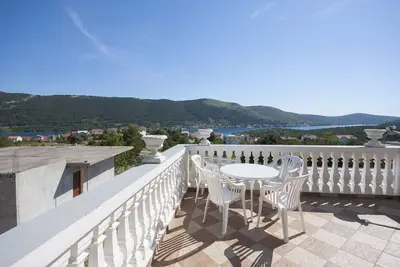 Image de *** Immeuble Dalmatie, terrasse, vue mer, plage, internet, parking