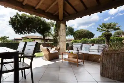 Familles Villa Avec Jardin PRIVÉ, 3 Chambres, Proche la plage de sable