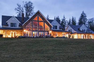 Image de Waterfront Suite Avec Cuisine Le 12 acres Hobbyfarm; B & B Chambres Avail, aussi.