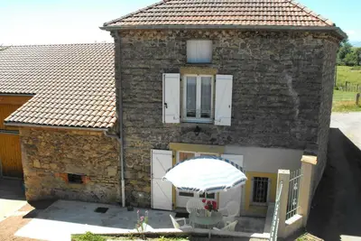 Image de Gîte paisible avec jardin privatif, proche Loire et balades, pour 11 personnes, animaux acceptés