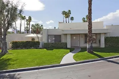 Image de Reposant Palm Desert Oasis