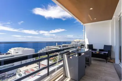 Image de Balcon face à la plage avec vue sur la mer
