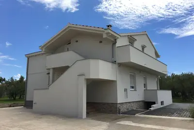 Image de Appartement d'une chambre avec la terrasse et la vue sur le mer Bibinje, Zadar (A-17855-a)