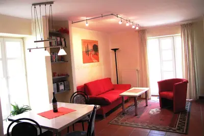 Image de Envoyer appartement au rez-de-chaussée; propre accès et terrasse; barbecue; 400 m de la plage