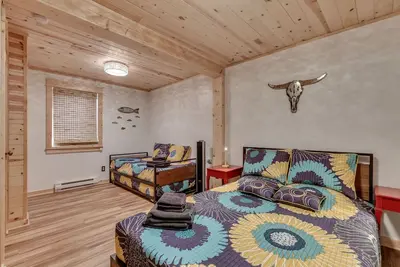 Image de ~ Nouveau ~ Yellowstone Rock Studio