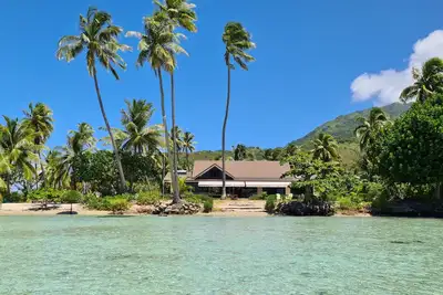 Image de Villa Tiarenui by Tahiti Homes, 4 chambres climatisées.