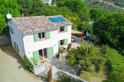 Image de Villa classée *** dans propriété de 5ha au calme avec vue mer piscine wifi