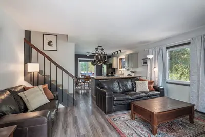 Image de 2 chambres / 1 salle de bain un bloc hors principale à Frisco