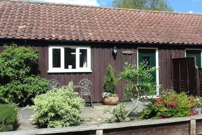 Image de Pinewood Cottage - Situé dans une ancienne ferme dans un village