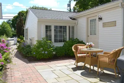 Image de Stonington Cottage dans le Boro-près du centre-ville de Mystic, Ct et Watch Hill, Ri