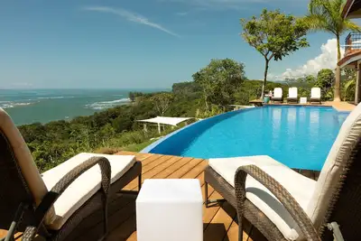 Image de Dramatic Ocean View and Beach Exclusive Island - Ocean View Room # 3