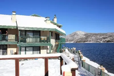 Image de Nouvel An À Lagonita Lodge - Belle vue sur le lac