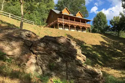 Image de Log Cabin avec des vues étonnantes Smoky Mountain