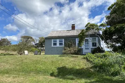 Image de Sakonnet Point Water View Cottage Avec 8 minutes à pied de la plage privée idyllique. . .
