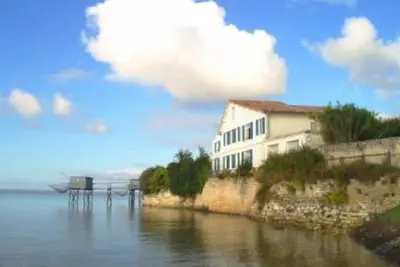 Image de Vue magique sur l'Estuaire et la mer. . . The Old Customs House
