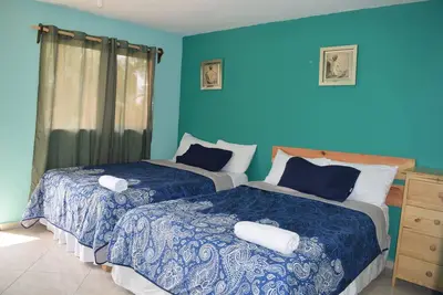 Image de Le meilleur endroit pour se détendre Mansion Giahn Bed and Breakfast. Est situé entre l'airp