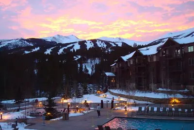 Image de Fêtez la nouvelle année dans la belle ville de Breckenridge et à la montagne