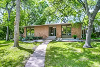 Image de Stunner Mid-Century de White Rock Lake & Arboretum