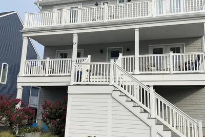 Image de Superbe maison neuve Ă louer Ă Monmouth Beach