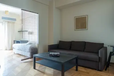 Image de The Funky Rabbit 1br central Athens apt de Jj Hospitality