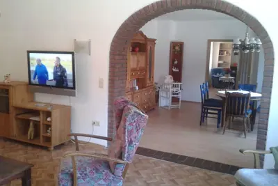 Image de grand appartement sur le terrain, à environ 1 km de la plage - janvier 2019 entièrement rénové