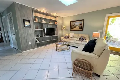 Image de Tropical Hideaway Bungalow - Marche à Siesta Beach et Village