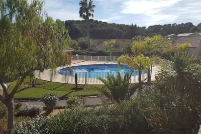 Image de joli petit mazet à 3 mn de la plage